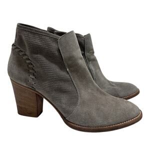 AQUATALIA Fern Ankle Chelsea Booties 10.5 Suede Leather Gray Heeled Mod Artsy